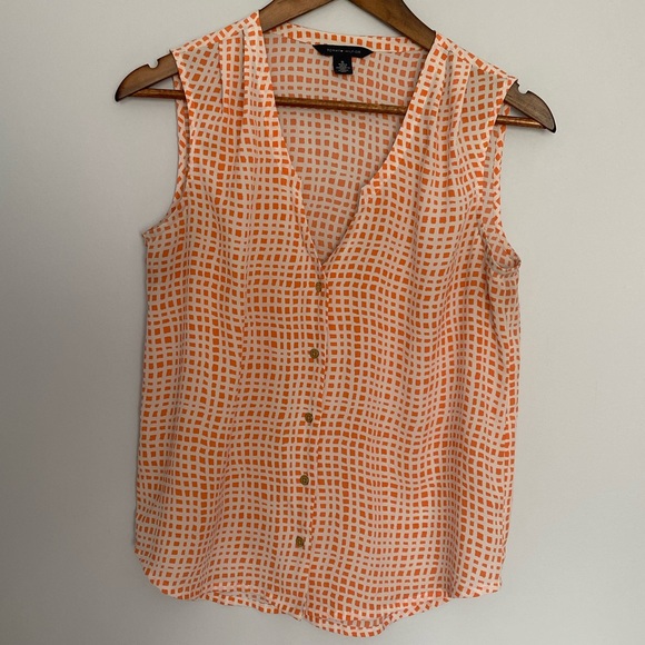 Tommy Hilfiger Tops - 🌷 Tommy Hilfiger Graphic Sleeveless Blouse
